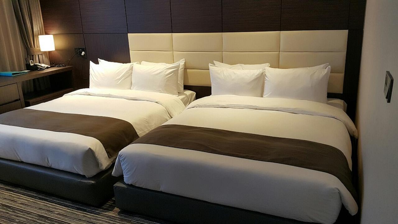 Hotel Abest Premium Incheon Airport Bagian luar foto